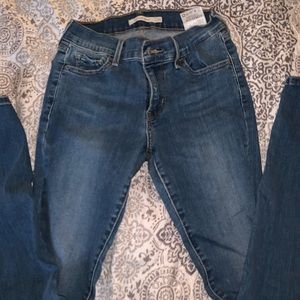 710 levis